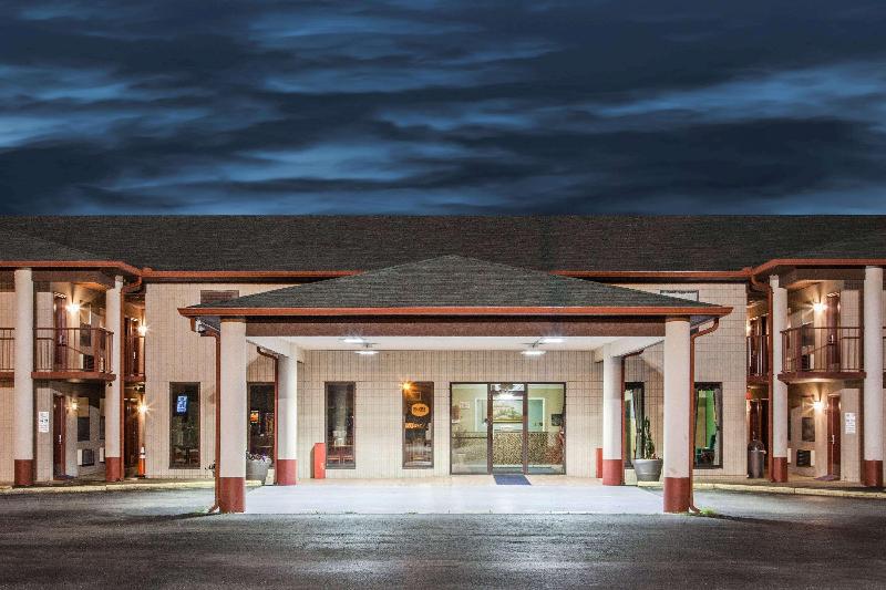 فندق على الطريق Super 8 By Wyndham Malvern