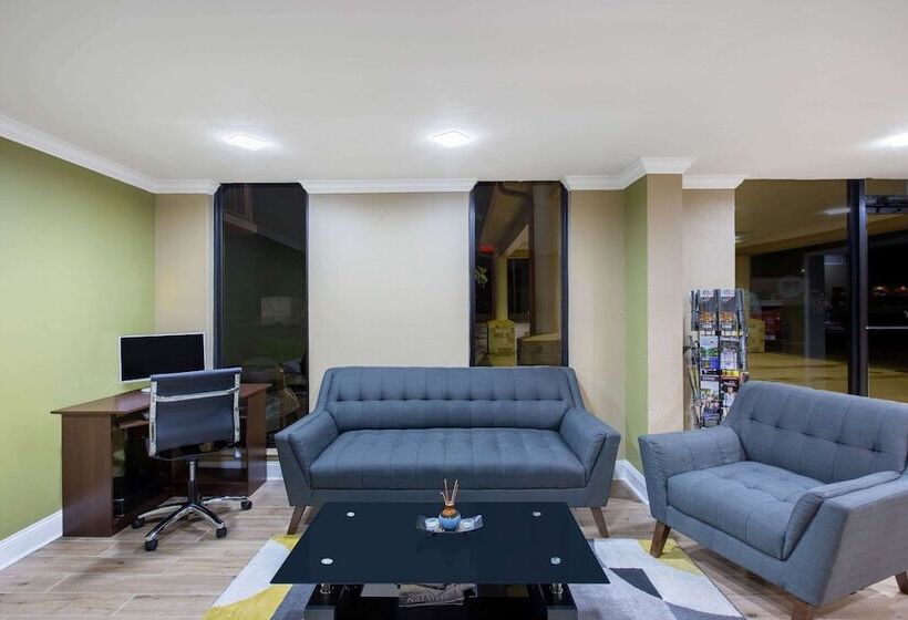 فندق على الطريق Super 8 By Wyndham Malvern