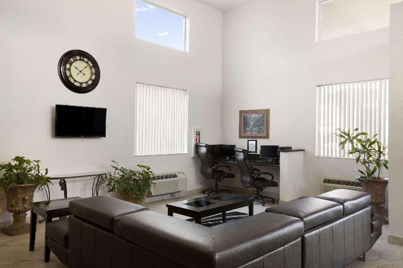 מוטל Super 8 By Wyndham Marana/tucson Area