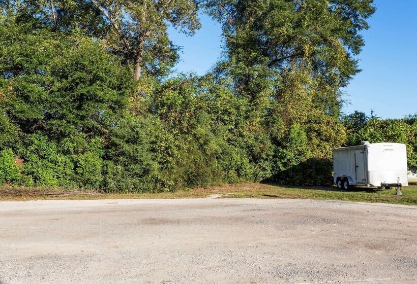 فندق على الطريق Super 8 By Wyndham Marianna