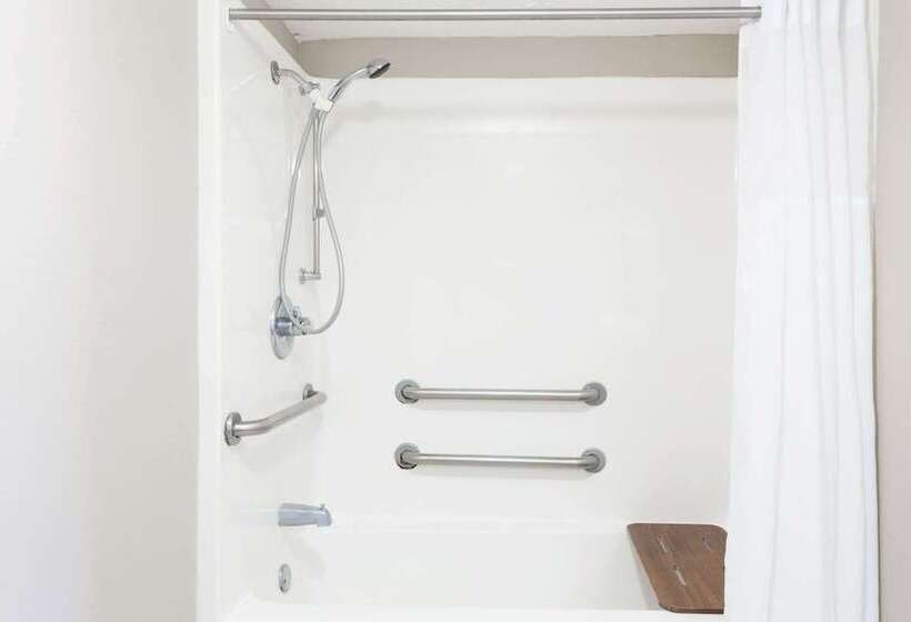 فندق على الطريق Super 8 By Wyndham Marianna