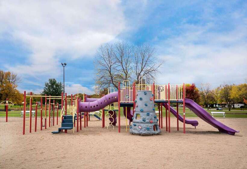 Мотель Super 8 By Wyndham Marshall Mn