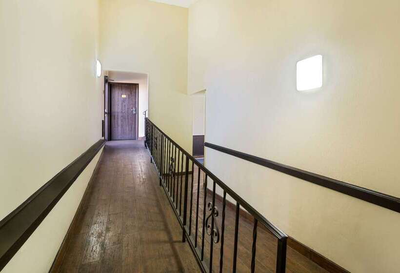 Мотель Super 8 By Wyndham Marshall Mn