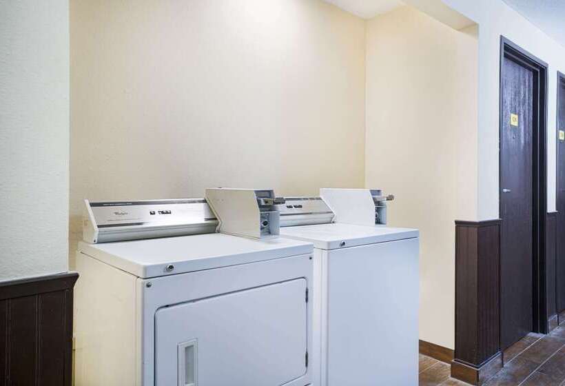 Мотель Super 8 By Wyndham Marshall Mn