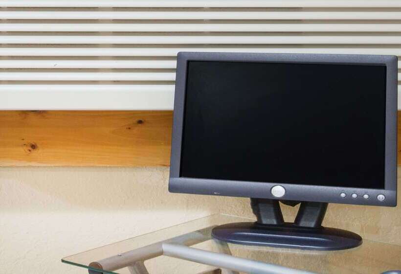 فندق على الطريق Super 8 By Wyndham Massena Ny