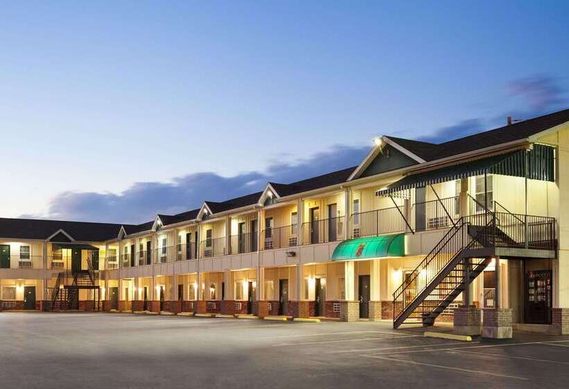 فندق على الطريق Super 8 By Wyndham Mifflinville Near Bloomsburg