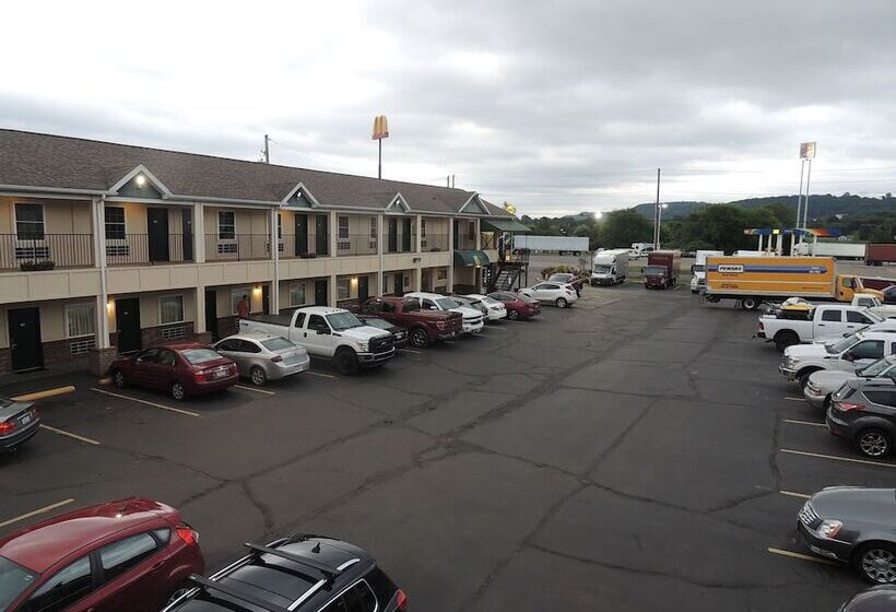 فندق على الطريق Super 8 By Wyndham Mifflinville Near Bloomsburg