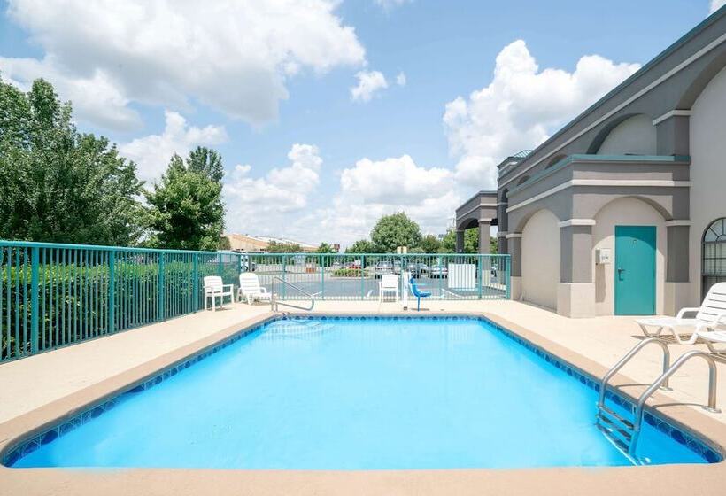 모텔 Super 8 By Wyndham Murfreesboro