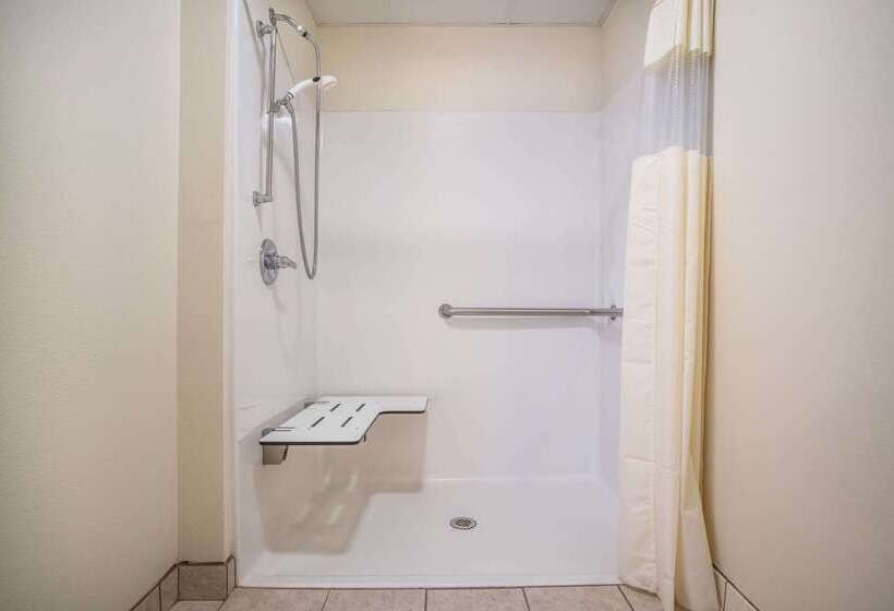 فندق على الطريق Super 8 By Wyndham Neillsville Wi