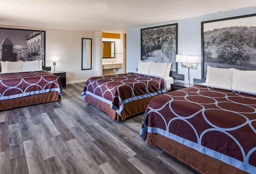 فندق على الطريق Super 8 By Wyndham Neillsville Wi