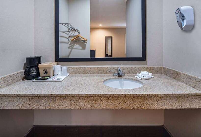 Мотель Super 8 By Wyndham North Hollywood