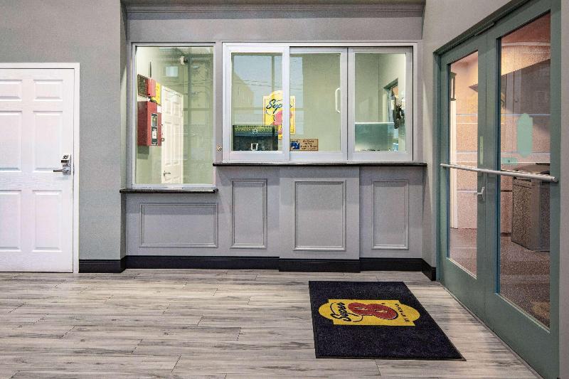 Мотель Super 8 By Wyndham North Hollywood