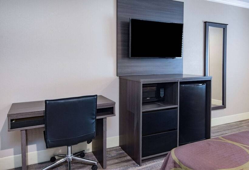 Мотель Super 8 By Wyndham North Hollywood