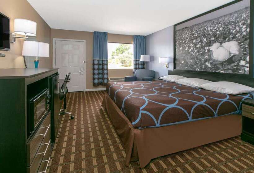 فندق على الطريق Super 8 By Wyndham Ocean Springs Biloxi