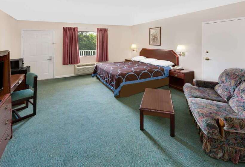 فندق على الطريق Super 8 By Wyndham Ocean Springs Biloxi