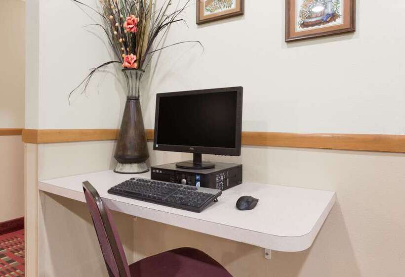 汽车旅馆  Super 8 By Wyndham Osage