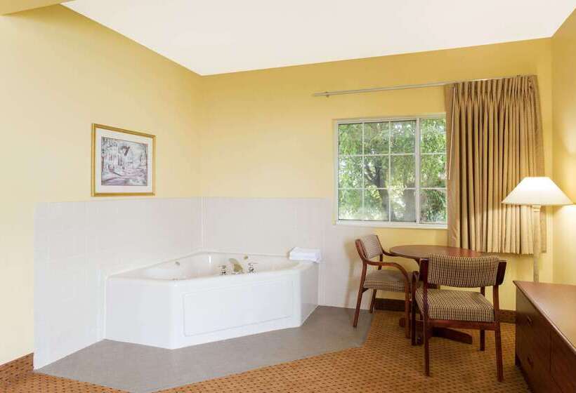 汽车旅馆  Super 8 By Wyndham Osage