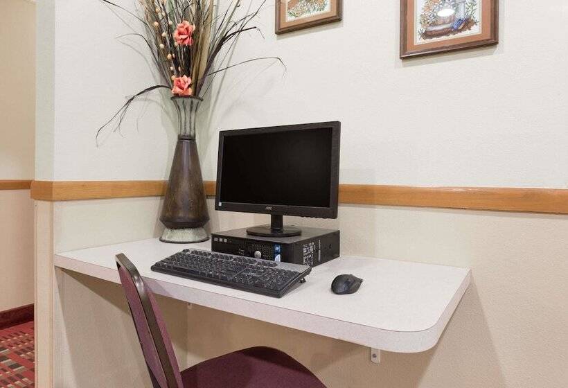 汽车旅馆  Super 8 By Wyndham Osage