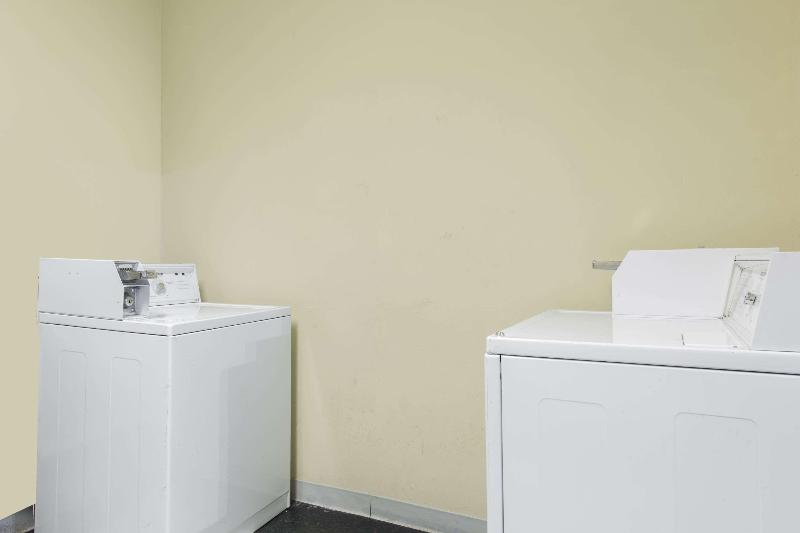 모텔 Super 8 By Wyndham Petersburg