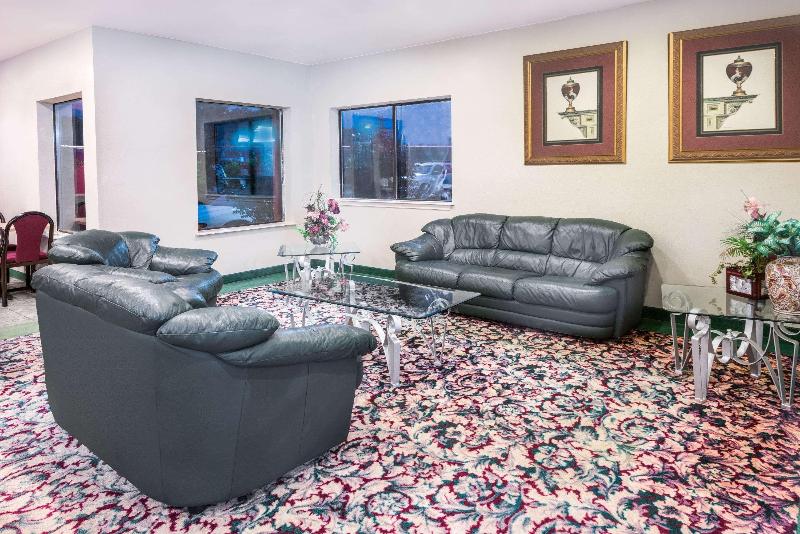 מוטל Super 8 By Wyndham Pevely