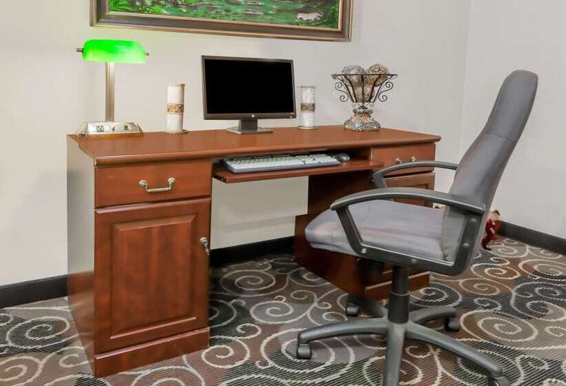 فندق على الطريق Super 8 By Wyndham Pine Bluff