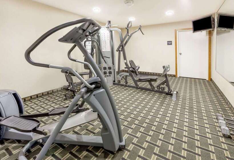 فندق على الطريق Super 8 By Wyndham Pine Bluff