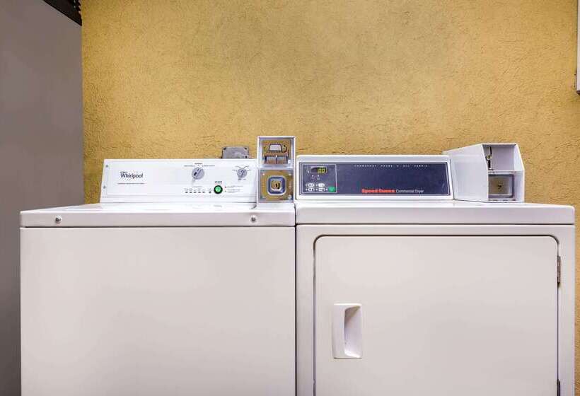 汽车旅馆 Super 8 By Wyndham Prattville Montgomery