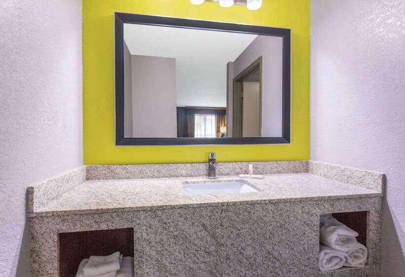 汽车旅馆 Super 8 By Wyndham Prattville Montgomery