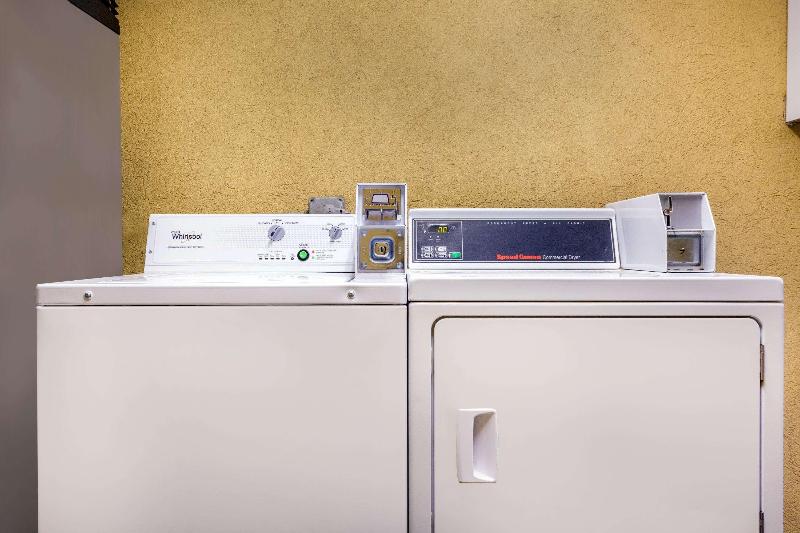 汽车旅馆 Super 8 By Wyndham Prattville Montgomery