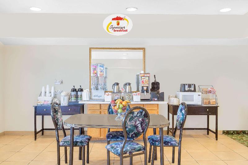 モーテル Super 8 By Wyndham Quartzsite Az