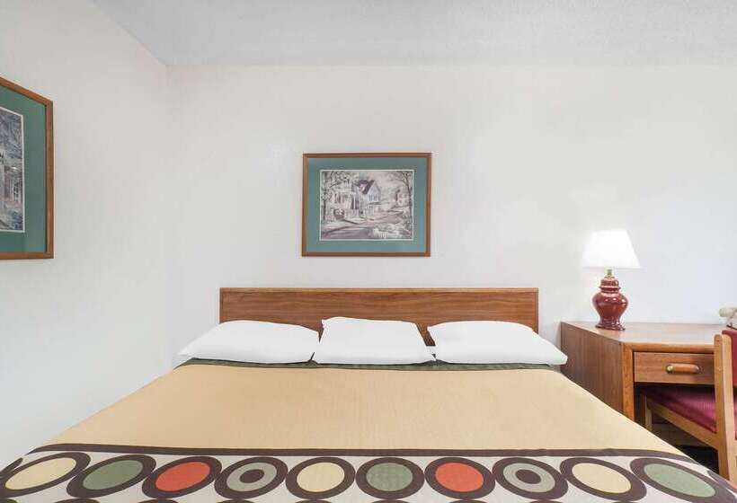 モーテル Super 8 By Wyndham Queensbury Glen Falls, Lake George Area