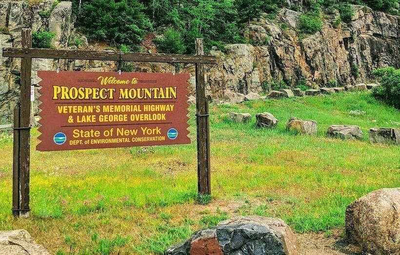 Мотель Super 8 By Wyndham Queensbury Glen Falls, Lake George Area