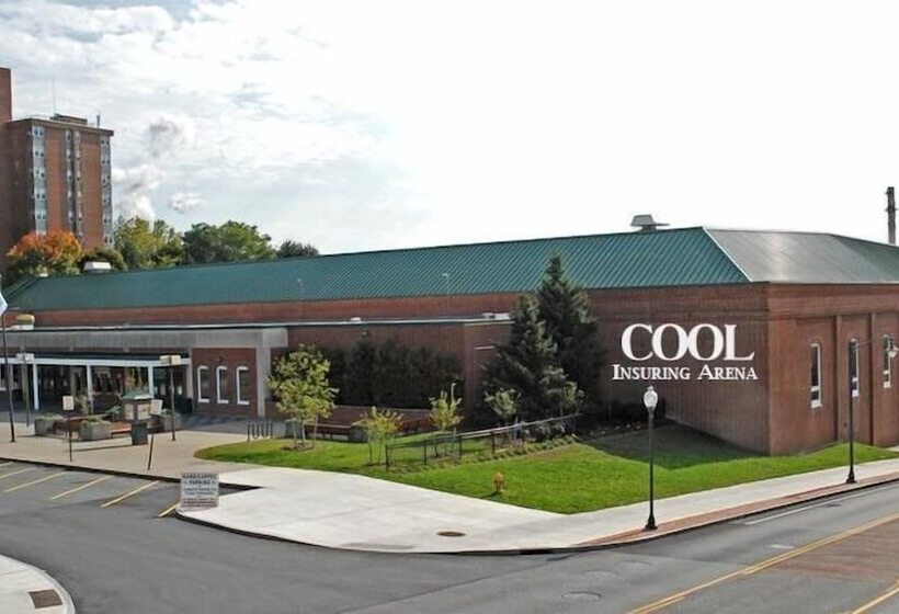 モーテル Super 8 By Wyndham Queensbury Glen Falls, Lake George Area