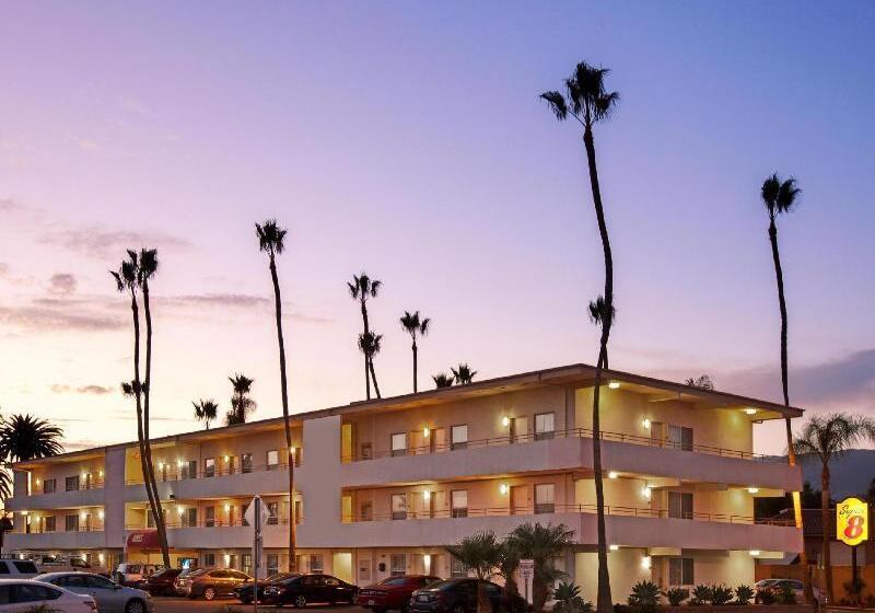 فندق على الطريق Super 8 By Wyndham Santa Barbara/goleta