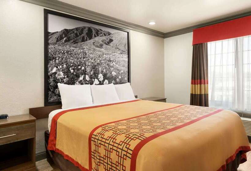 فندق على الطريق Super 8 By Wyndham Santa Clarita/valencia