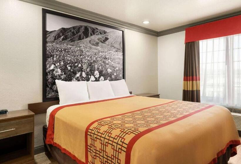 فندق على الطريق Super 8 By Wyndham Santa Clarita/valencia