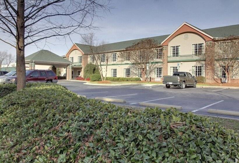 מוטל Super 8 By Wyndham Smithfield Selma