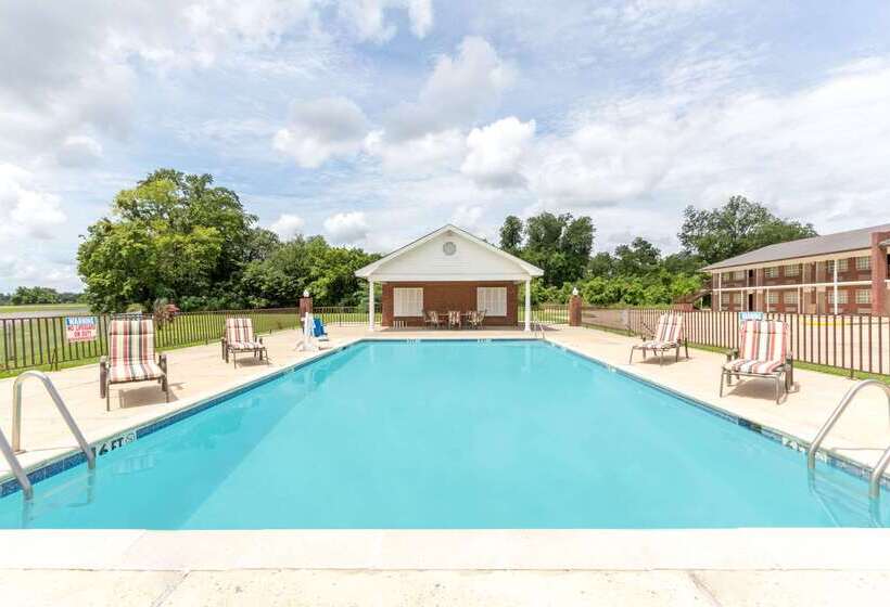 فندق على الطريق Super 8 By Wyndham Tallulah La