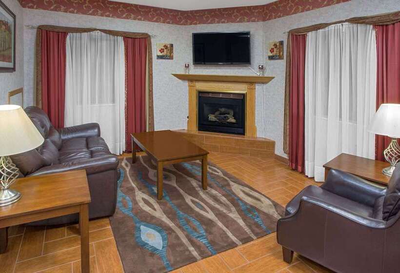 מוטל Super 8 By Wyndham Three Rivers