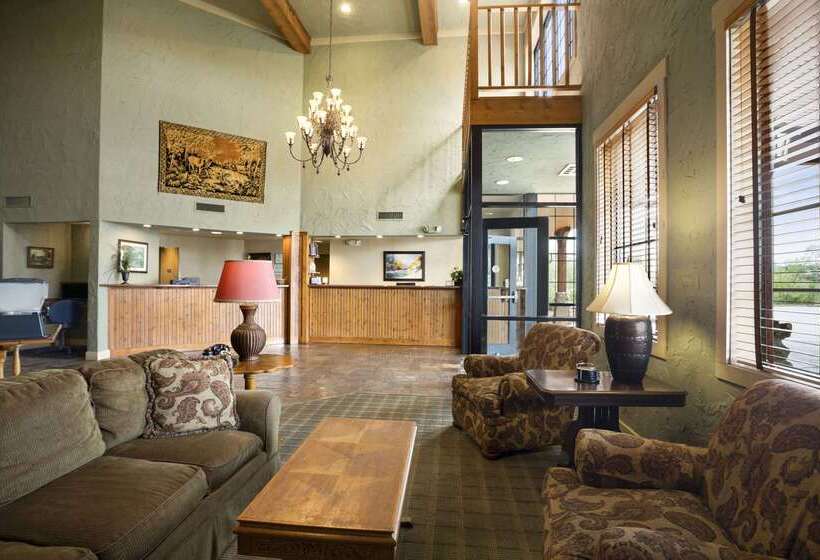 فندق على الطريق Super 8 By Wyndham Troy