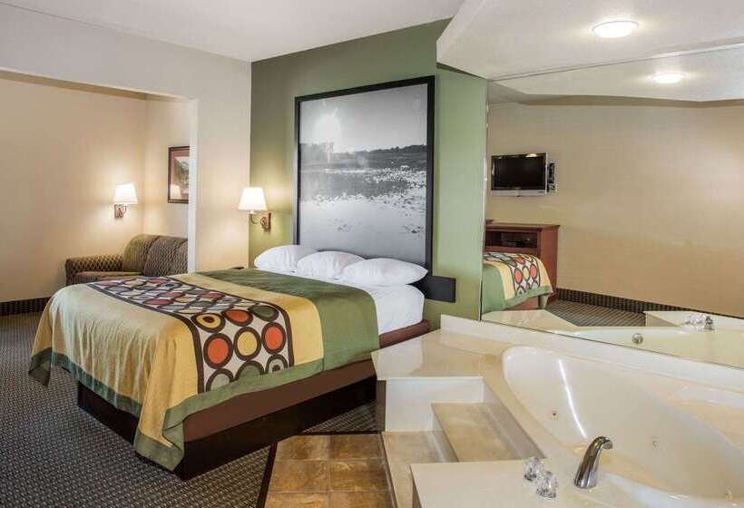 فندق على الطريق Super 8 By Wyndham Troy