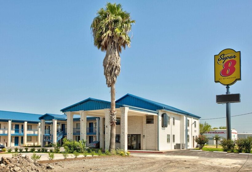 Мотель Super 8 By Wyndham Victoria / South / Hwy 59