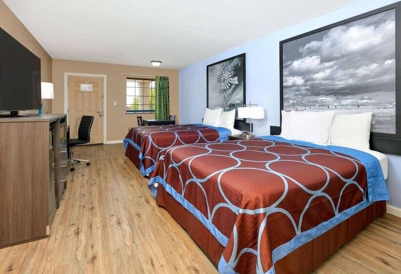 Мотель Super 8 By Wyndham Victoria / South / Hwy 59