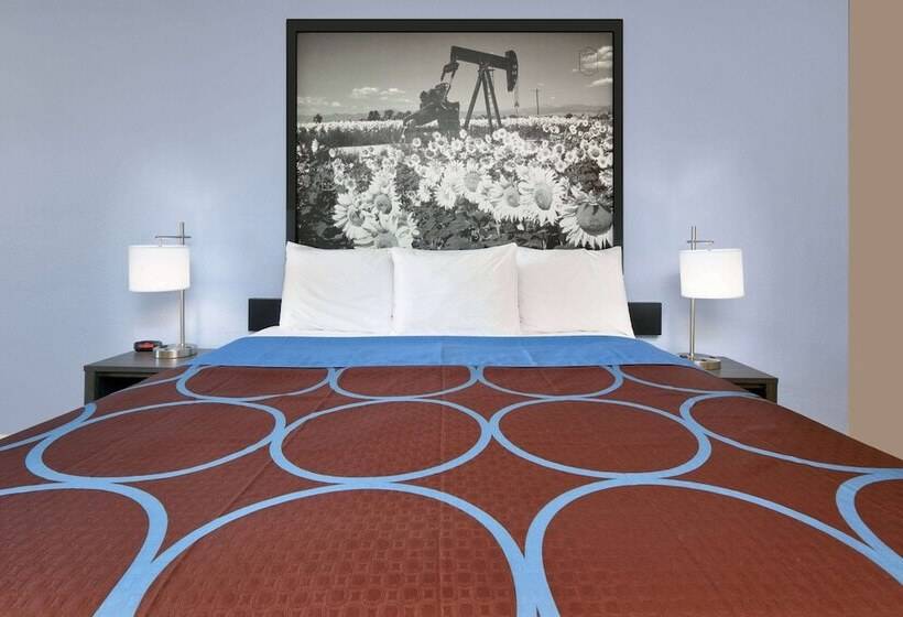 Мотель Super 8 By Wyndham Victoria / South / Hwy 59