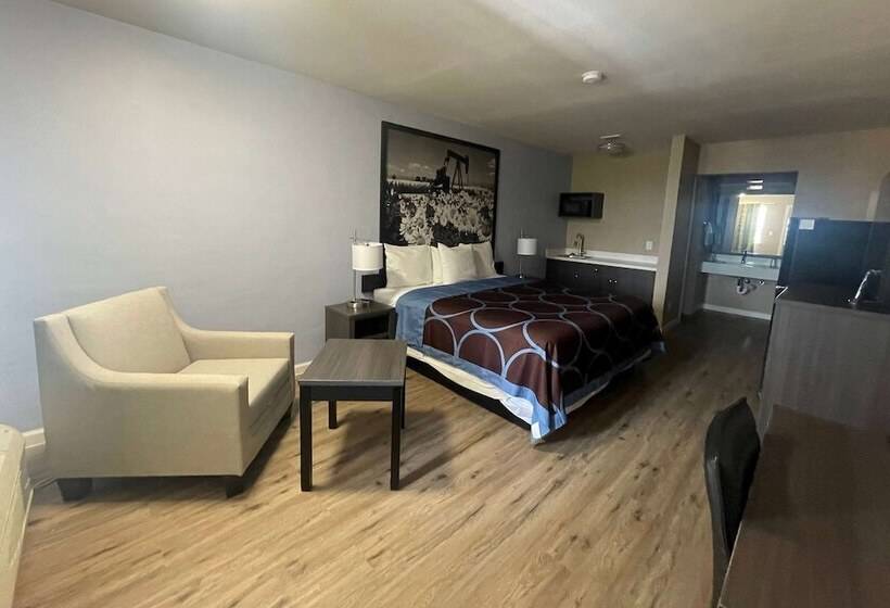 Мотель Super 8 By Wyndham Victoria / South / Hwy 59