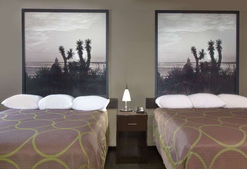 汽车旅馆 Super 8 By Wyndham Victoria/north/mall Area