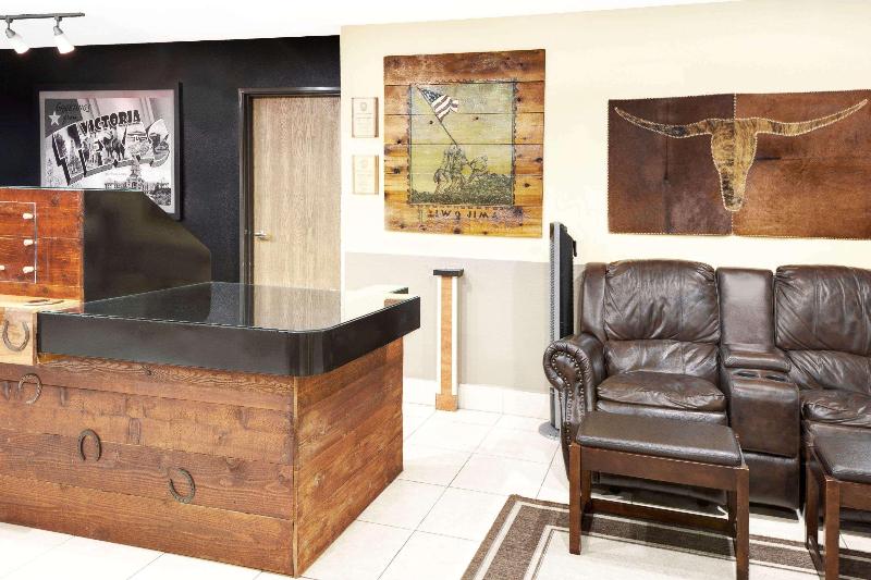 汽车旅馆 Super 8 By Wyndham Victoria/north/mall Area