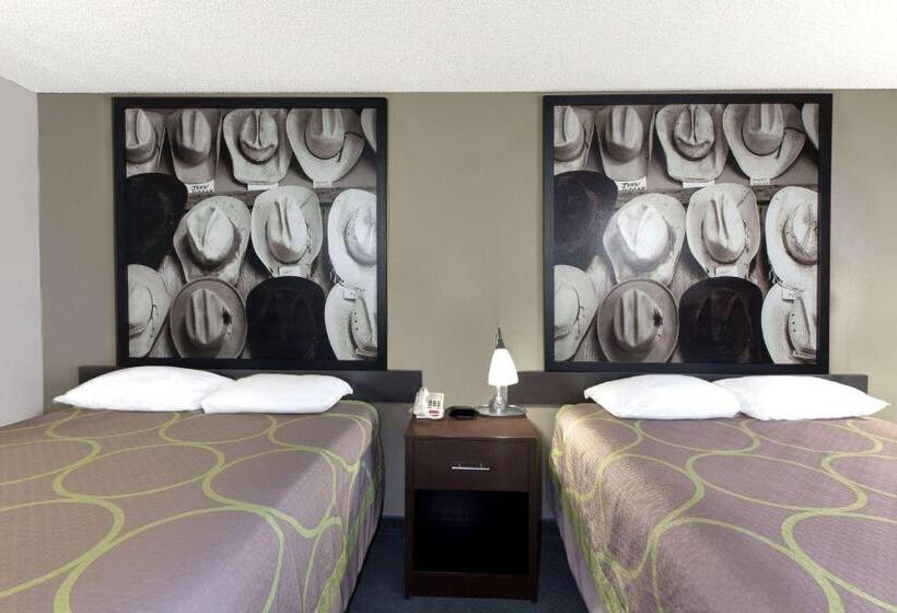 汽车旅馆 Super 8 By Wyndham Victoria/north/mall Area