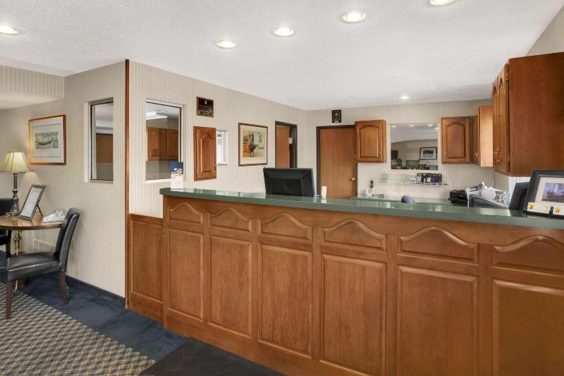 מוטל Super 8 By Wyndham Washington