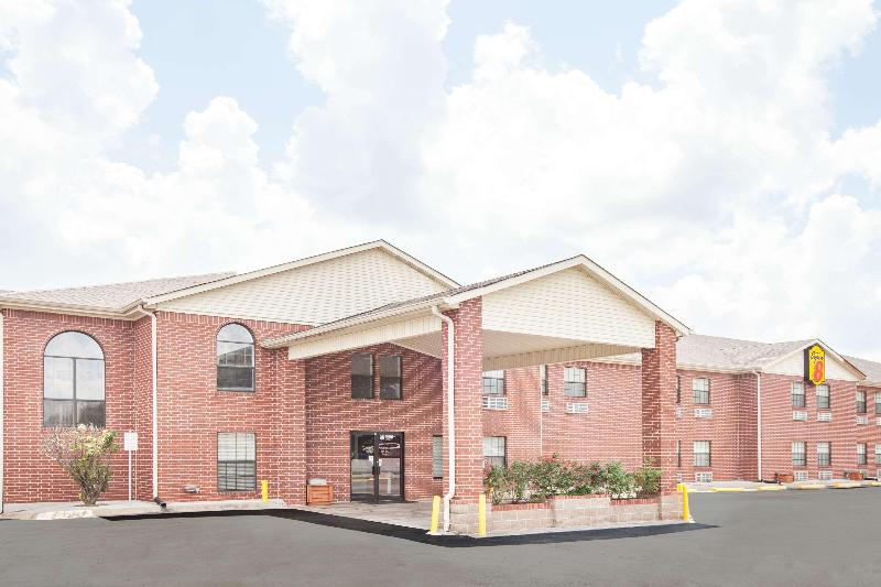 فندق على الطريق Super 8 By Wyndham White Hall